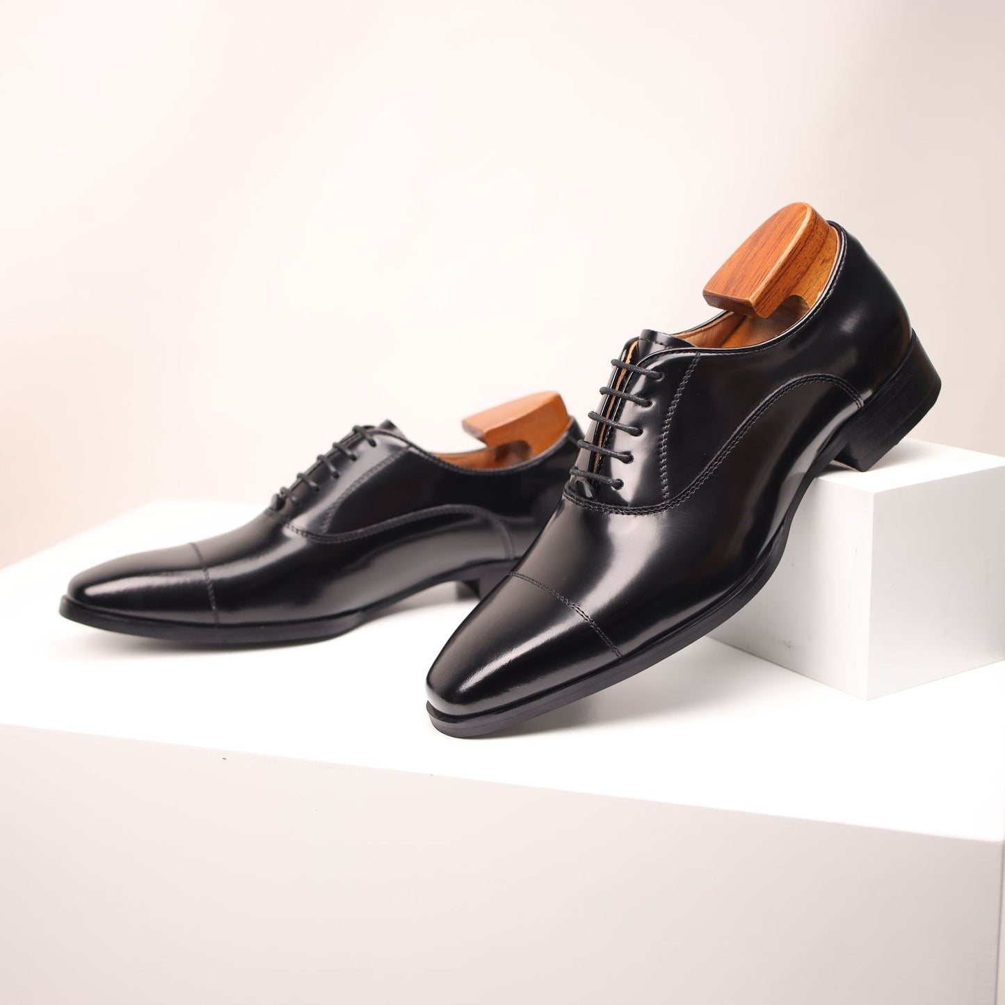 men's leather shoes