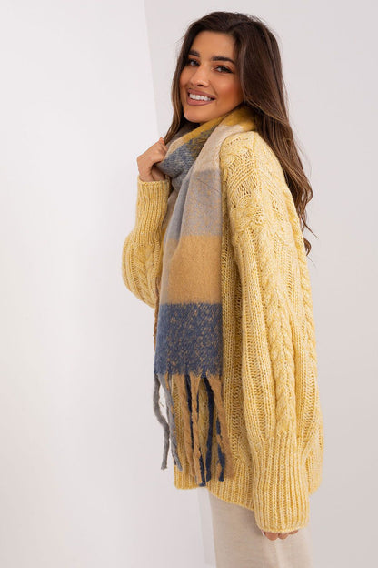  Shawl model 191726 AT 