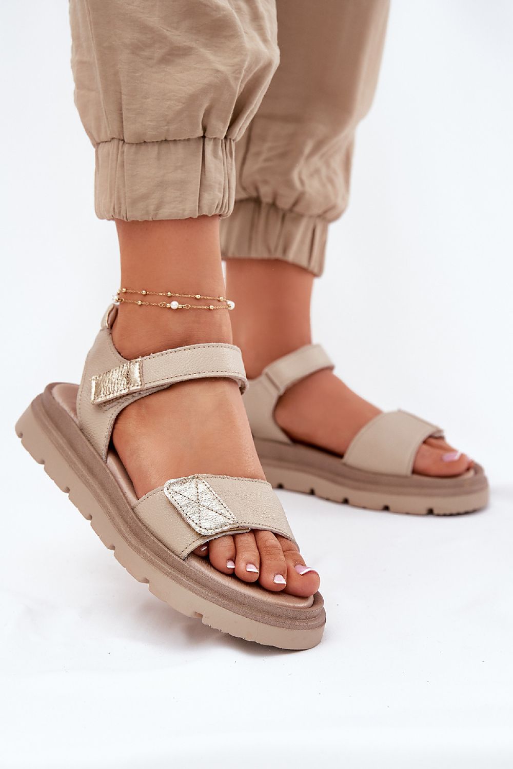  Sandals model 213157 Step in style 